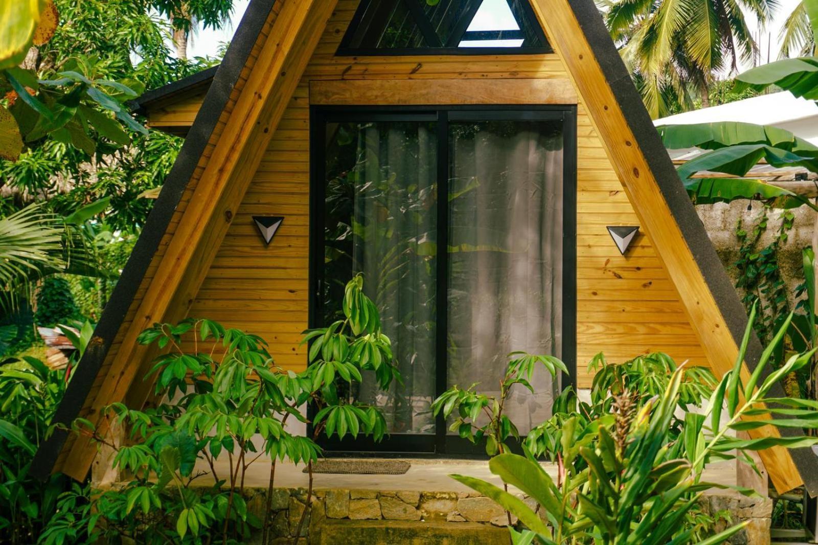 Leisy'S Garden Hostel & Rooms Samana 外观 照片