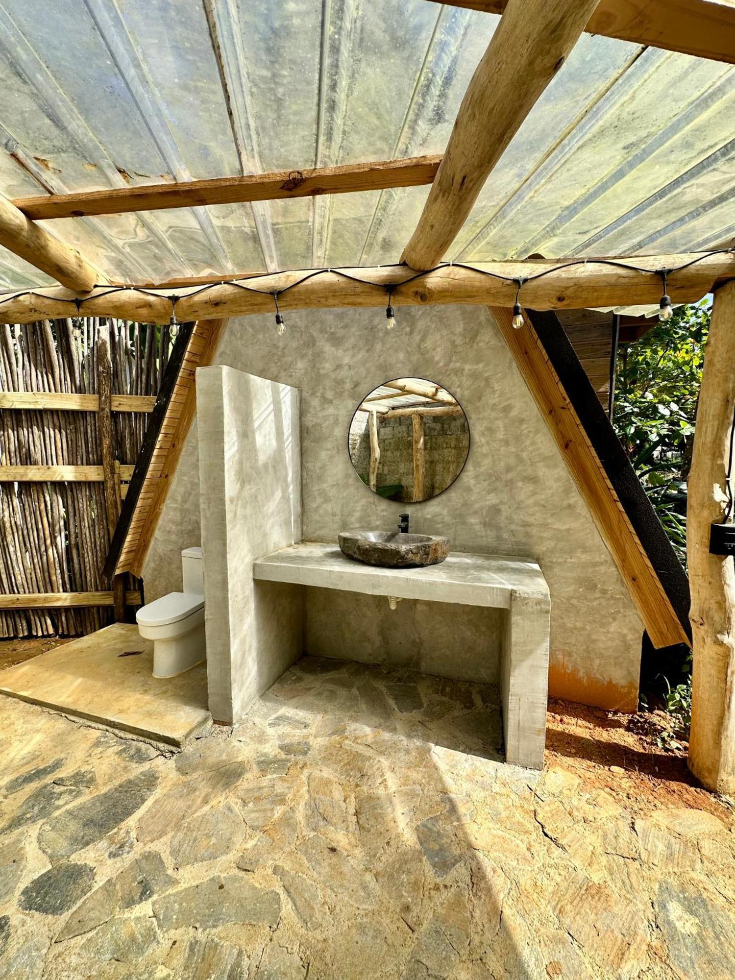 Leisy'S Garden Hostel & Rooms Samana 外观 照片